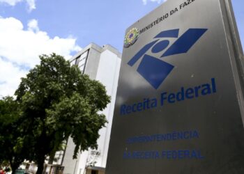 Receita alerta contribuintes sobre falsas mensagens na internet