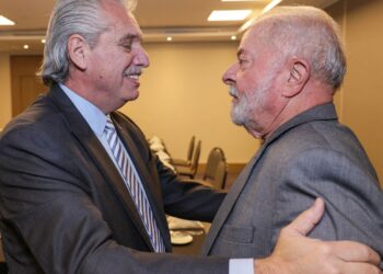 Lula se reúne hoje com presidente argentino e cita parceria antiga