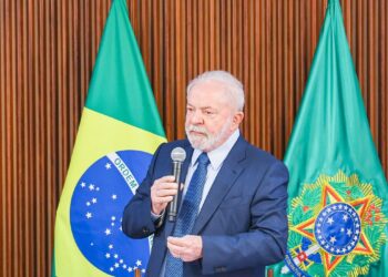 Vamos tirá-los de lá, diz Lula sobre garimpeiros em Roraima