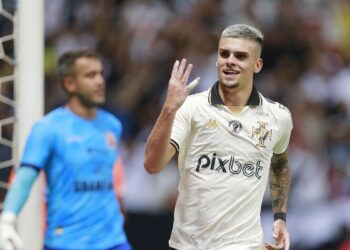 Vasco supera Nova Iguaçu por 2 a 0 no Mané Garrincha