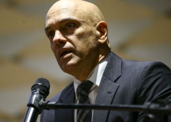 Moraes: tentaram me dar um cartão vermelho, mas o VAR não permitiu