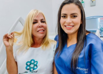 Rosana Menezes realiza hidrolipo com Lu Empodera, a Coach em Cirurgia Plástica